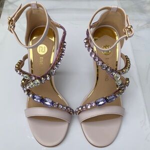NWT River Island Jewel Heels